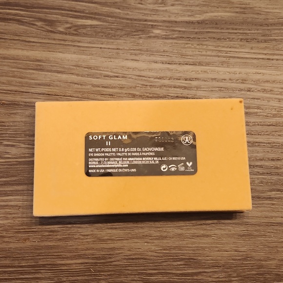Anastasia Beverly Hills Soft Glam II Eyeshadow Palette, new in box! - Picture 7 of 8